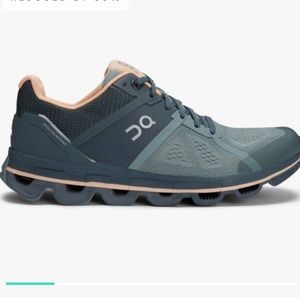 On Cloudace Running Shoe Blue Beige Sea Almond sz 8 EUC